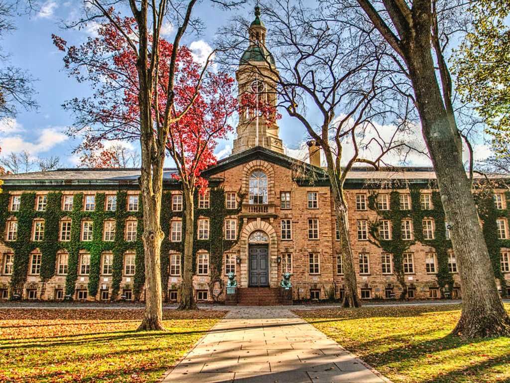 princeton_university_main_building_at_front_gate_geraldine_scull_209cbd93-c4fc-4485-a274-66b4076c71e0